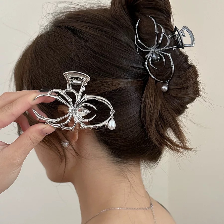 Women Accessories Business - 2025 Halloween Black Spider Hair Claw