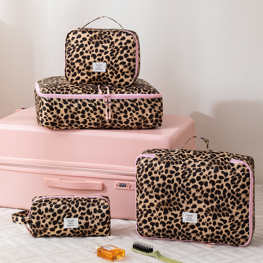 Leopard Makeup Bag Toiletry Cl - đánh giá và giá Women Accessories Business