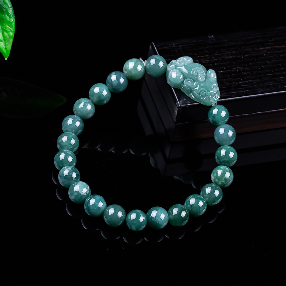 Natural Burmese Jadeite Pixiu  - đánh giá và giá Accessories Woman