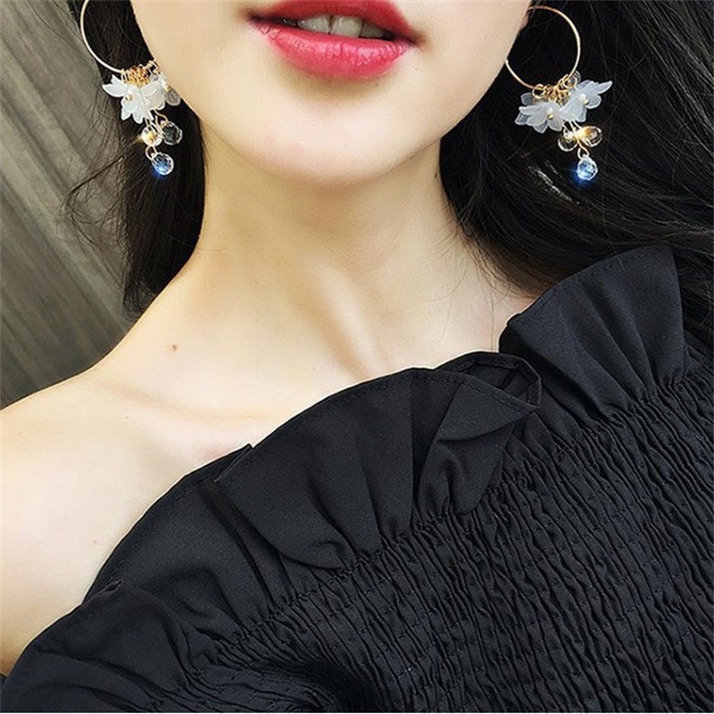 Korean Fashion Zircon White Fl - đánh giá và giá Women'S Accessories Trends 2026